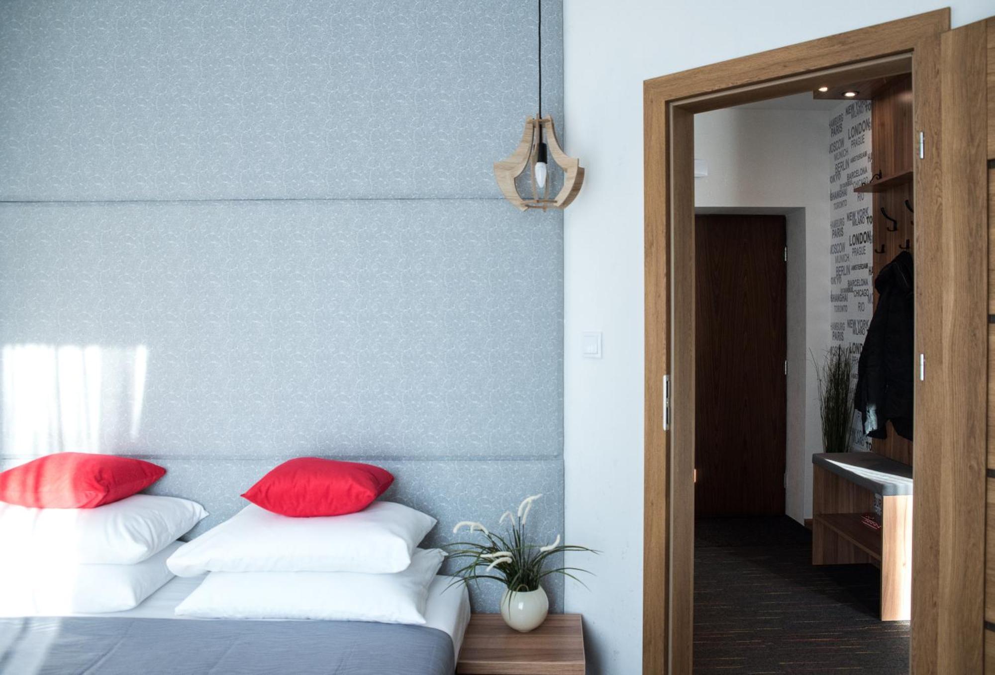 Apartamenty Czestochowa Eu 'Garaz Gratis' Exterior photo